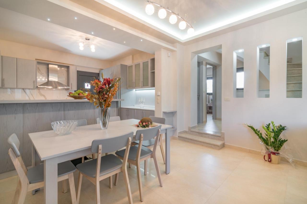 Romanza Luxury Villa กาลามากี ภายนอก รูปภาพ